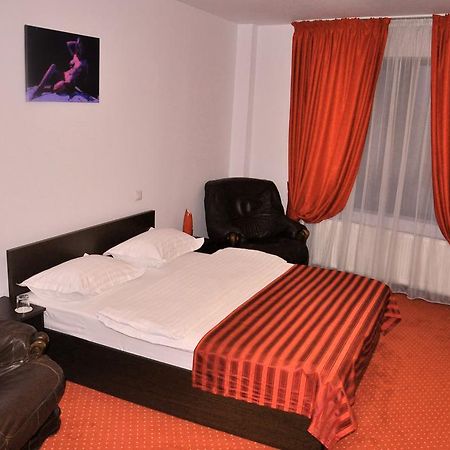 Hotel Thomas Bukarest Exterior foto